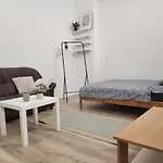Minimalist 아파트 *